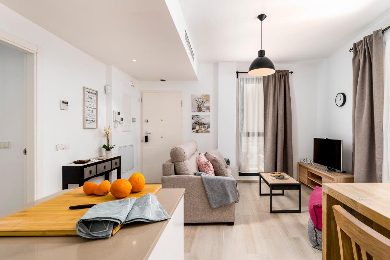 Apartamento Deluxe Con Piscina, Terraza & Parking マラガ エクステリア 写真