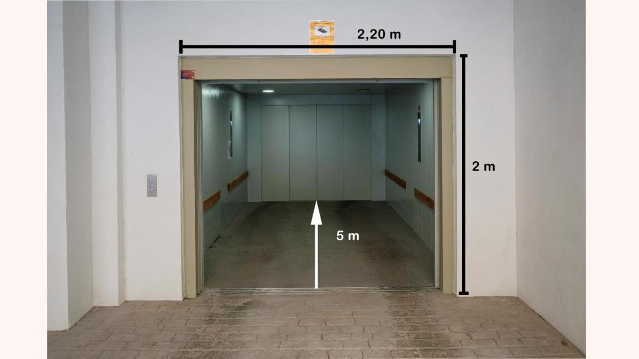 Apartamento Deluxe Con Piscina, Terraza & Parking マラガ エクステリア 写真