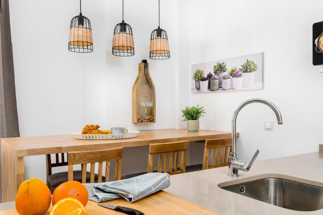 Apartamento Deluxe Con Piscina, Terraza & Parking マラガ エクステリア 写真