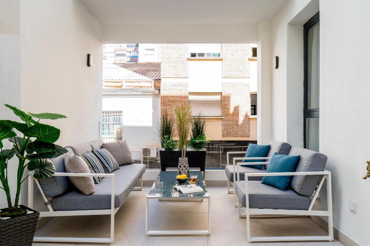 Apartamento Deluxe Con Piscina, Terraza & Parking マラガ エクステリア 写真