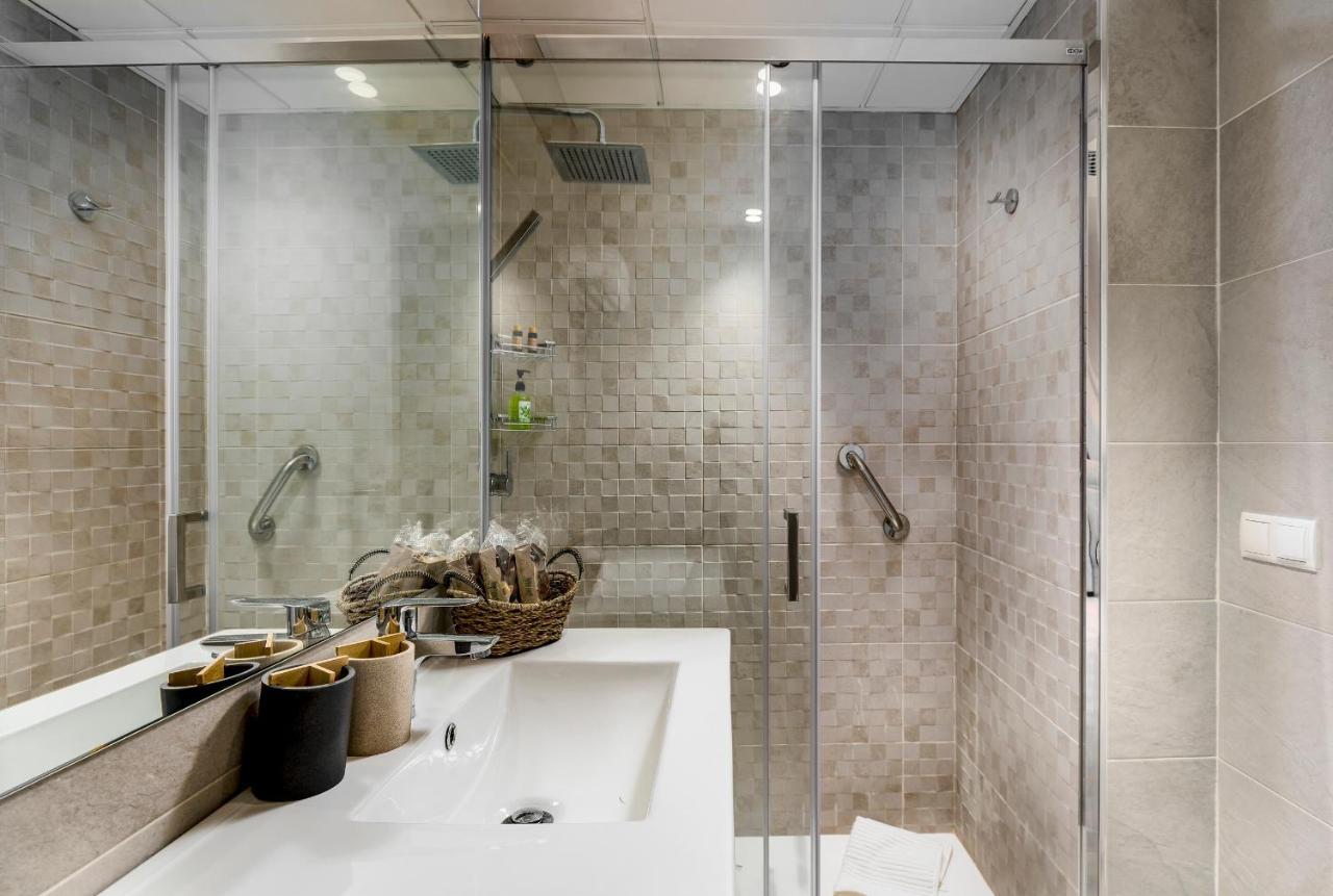 Apartamento Deluxe Con Piscina, Terraza & Parking マラガ エクステリア 写真